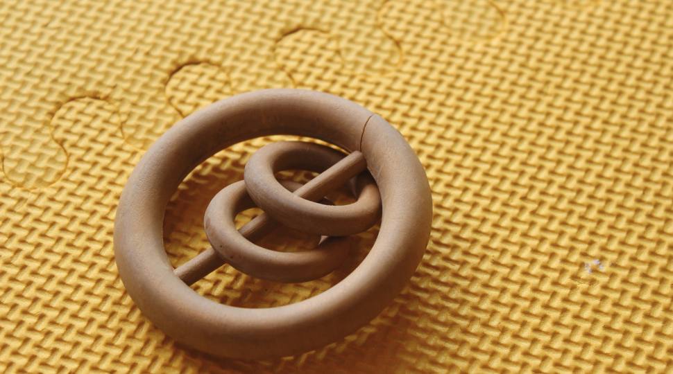 Materiales y mobiliario para facilitar el movimiento y el juego libre