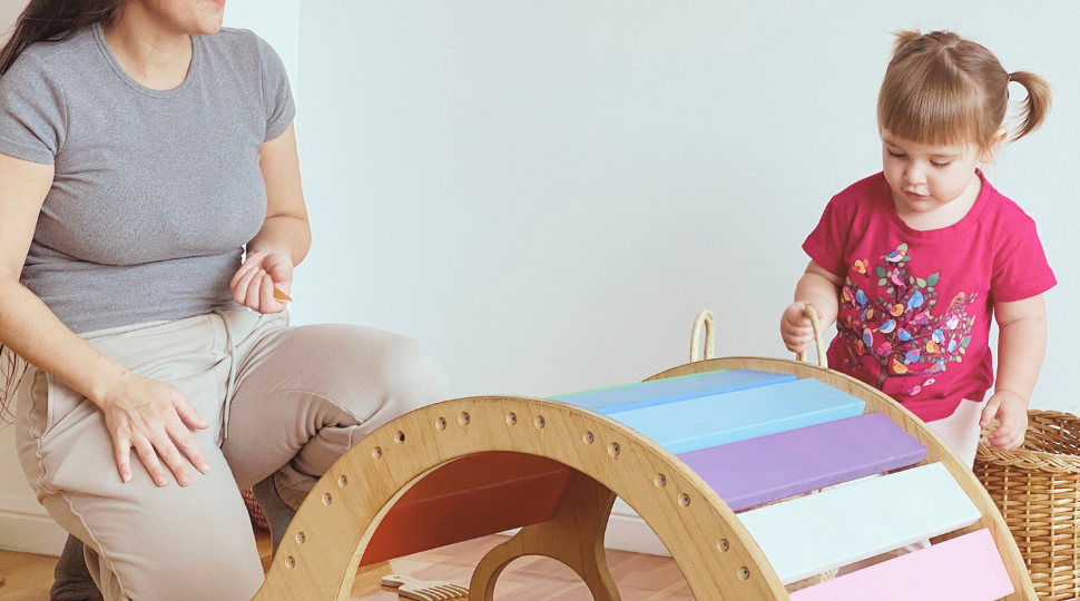 Encuentros de movimiento libre, juego y crianza para mapadres y bebés de hasta 24 meses en Saavedra