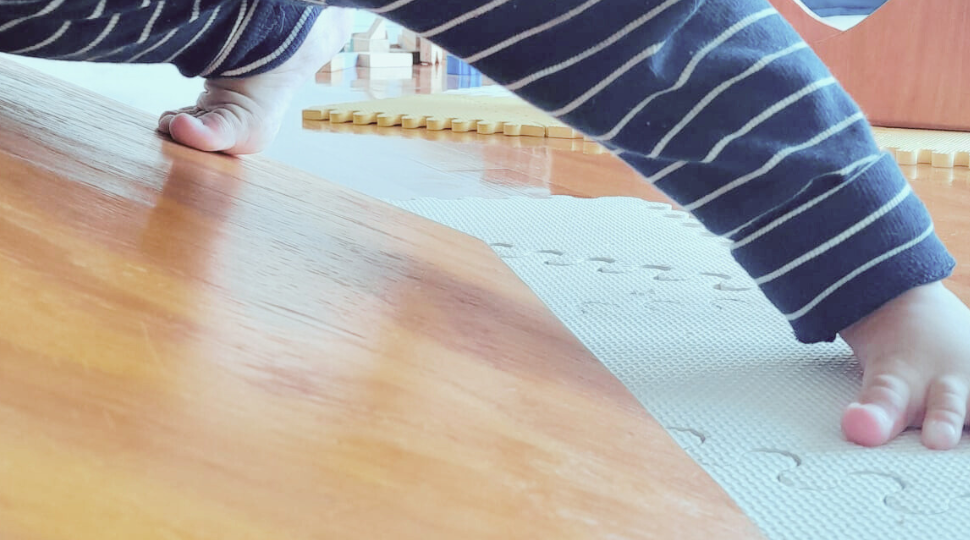 Encuentros de movimiento libre, juego y crianza para mapadres y bebés de hasta 24 meses en Saavedra