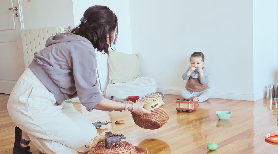 Encuentros de movimiento libre, juego y crianza para mapadres y bebés de hasta 24 meses en Saavedra
