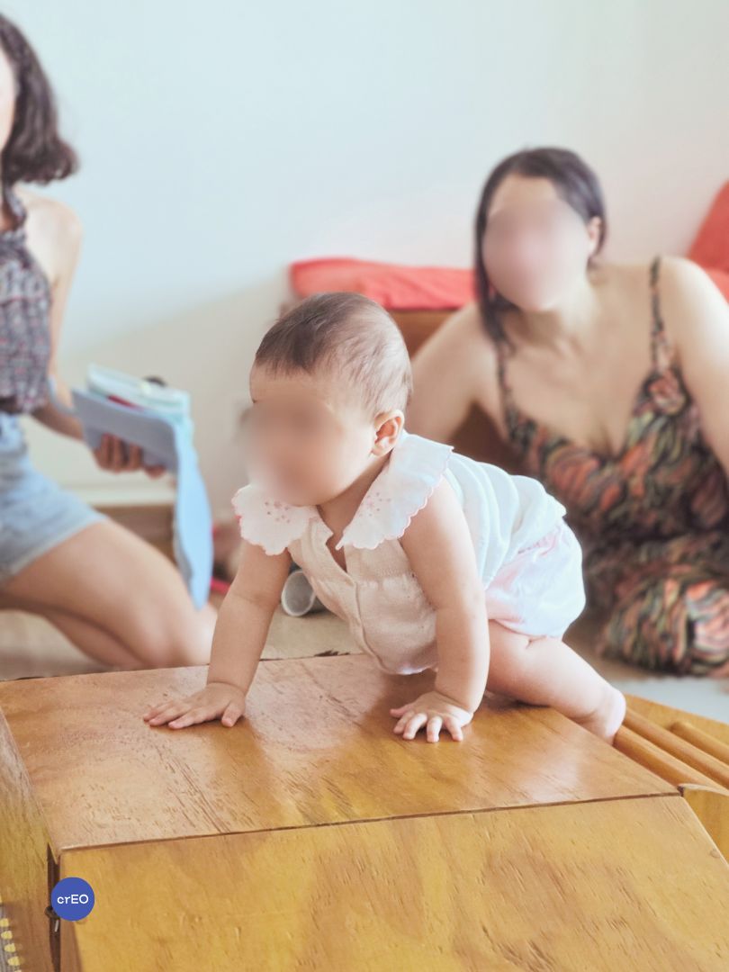 grupos de juego libre y crianza para bebés y mapadres en crEO, Saavedra, CABA