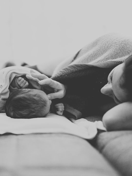 Colecho mamá y bebé