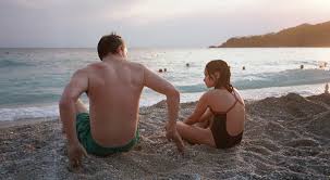 Aftersun (2022) Dir. Charlotte Wells: películas sobre crianza y vínculo. Una hija intenta reconstruir el vínculo con su padre.
